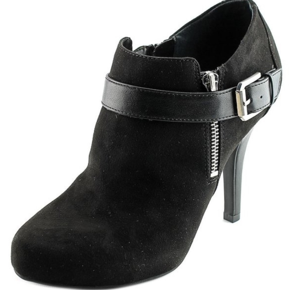 Round Toe Ankle Bootie with zippers
